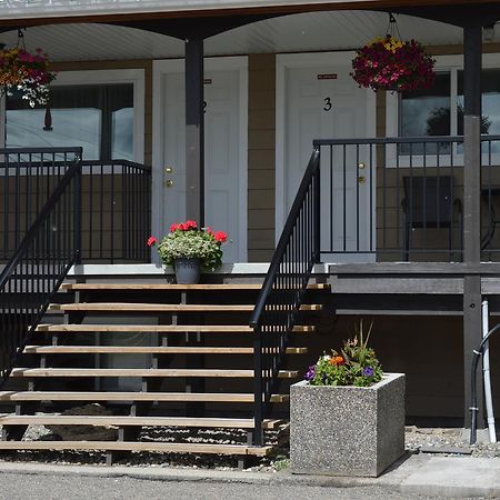 94 Motel & RV Park 100 Mile House Exterior foto