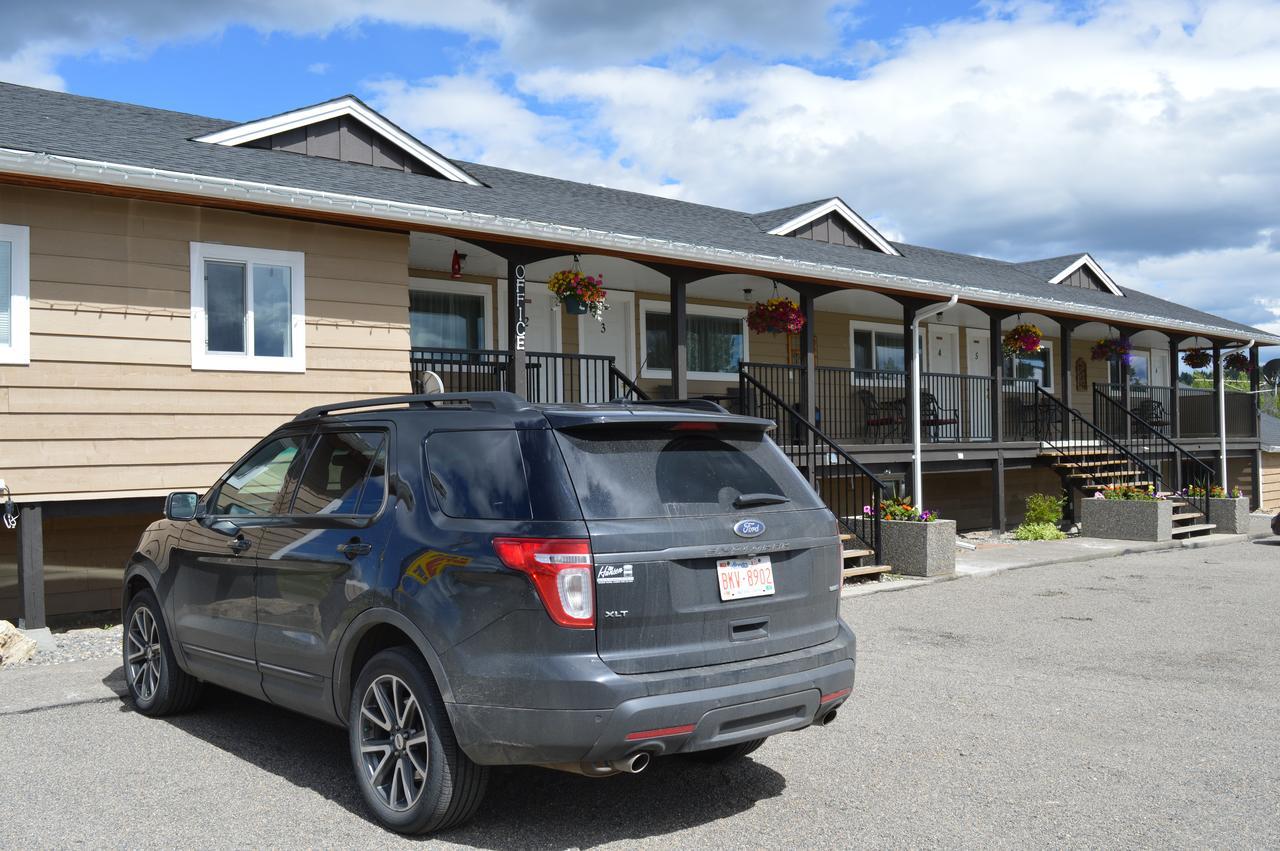 94 Motel & RV Park 100 Mile House Exterior foto
